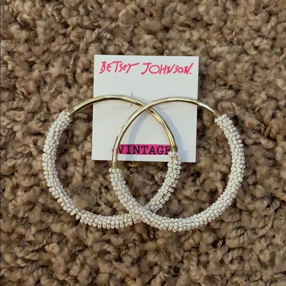 Betsey Johnson Vintage White & Gold Hoop Earrings